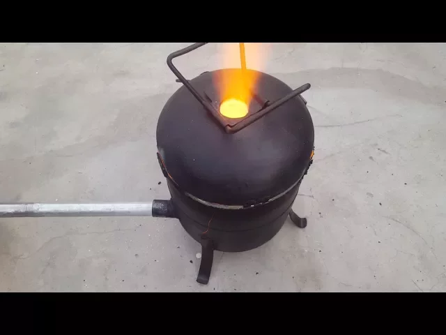 make a simple metal foundry using empty gas cylinder.